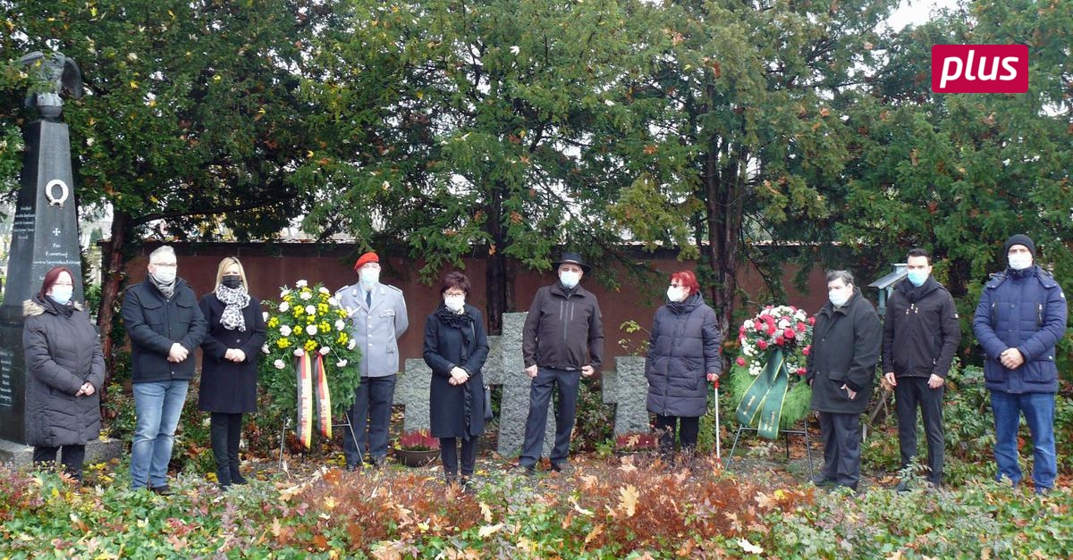 Volkstrauertag In B Rstadt Gedenken Und Mahnung Zugleich