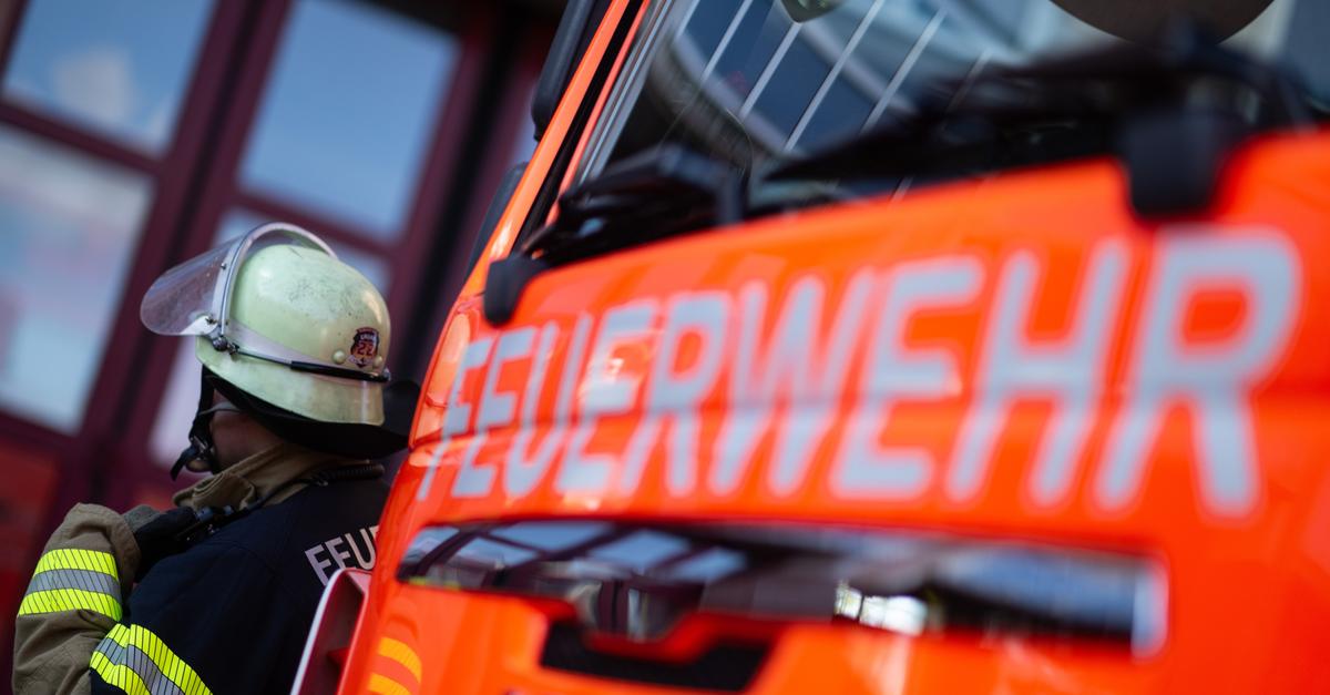 Garage brennt in Rimbach aus – 88 Feuerwehrleute löschen Brand