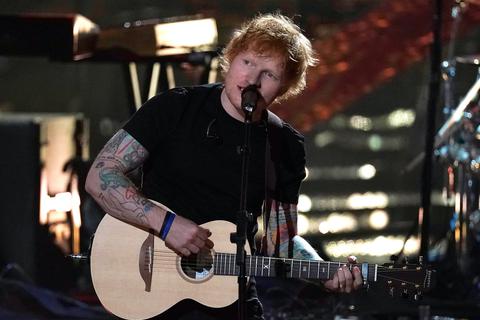 Ed Sheeran schlägt auf seinem neuen Album ruhige Töne an.