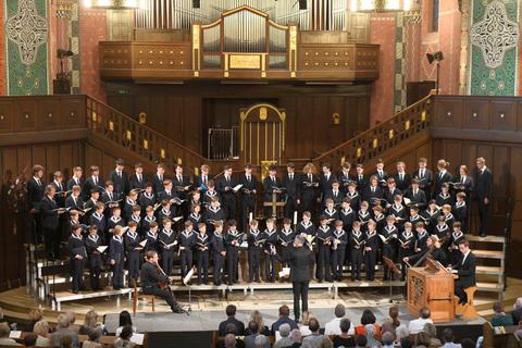 Der Thomanerchor präsentiert in der Lutherkirche Musik aus vielen Jahrhunderten. Foto: Ansgar Klostermann