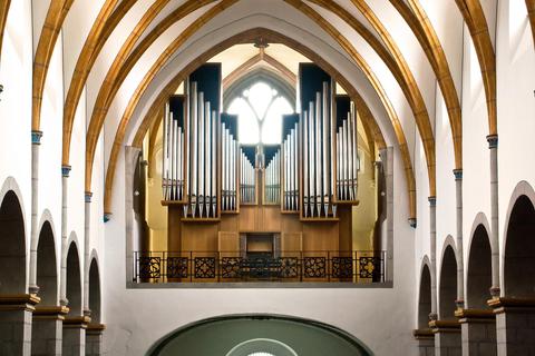 Ein Neubau aus der Licher Orgelbauschmiede in der Koblenzer Florinskirche. Foto: Förster & Nicolaus