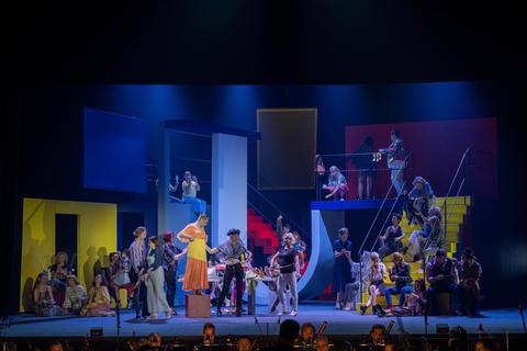 Szene aus Ilaria Lanzinos Inszenierung der Oper „Das Gespensterschloss“. Foto: Michal Leskiewicz