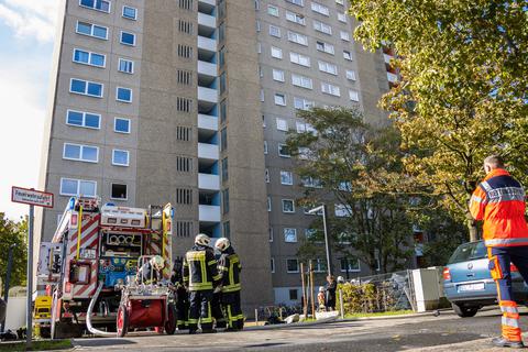 Am Samstag gab es in der Grundstraße im Darmstädter Stadtteil Kranichstein einen Kellerbrand. © 5vision.media
