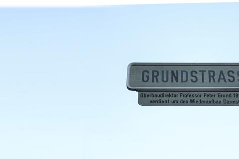 Die Grundstraße in Kranichstein soll einen anderen Namen erhalten. Foto: Guido Schiek