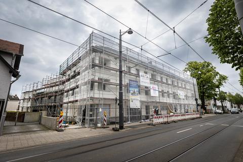 Der Stadtteilverein Arheilgen braucht dringend wieder Räume und hofft auf eine baldige Fertigstellung des Bauvereins-Gebäudes in der Frankfurter Landstraße.