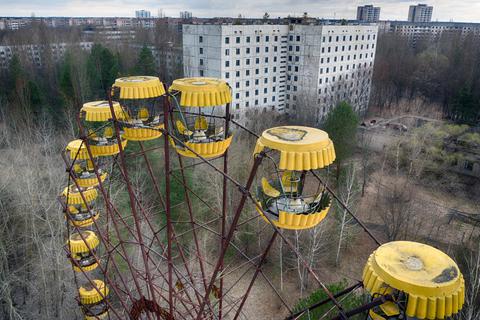 Das weltberühmte Riesenrad aus der Geisterstadt Prypja bei Tschernobyl: Die Einnahme des Kernkraftwerks betrachten auch Ukrainer, die in Darmstadt leben, mit großer Sorge.  Foto: dpa 
