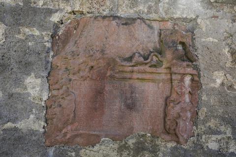 Auch der geheimnisvolle Stein ist Ziel einer historischen Führung in Eberstadt. Archivfoto: Guido Schiek