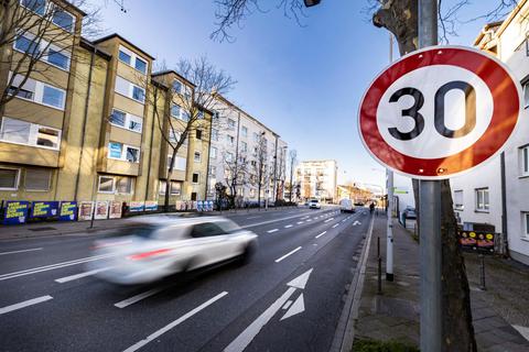 Auch Tempo 30 in Darmstadt – hier in der Kasinostraße – hat für weniger Unfälle gesorgt.