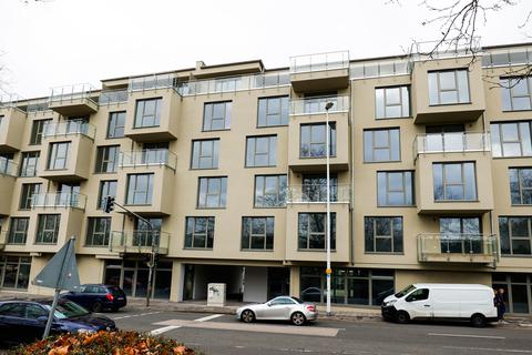 Kommentar zum Neubau in der Hügelstraße Viele offene Fragen