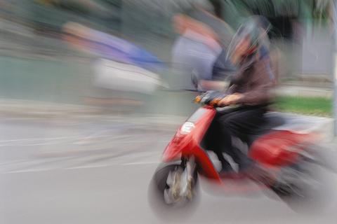 Motorroller sind in Darmstadt derzeit ein beliebtes Objekt für kriminelle Jugendliche. In acht Wochen wurden 13 gestohlen, vier Versuche scheiterten.