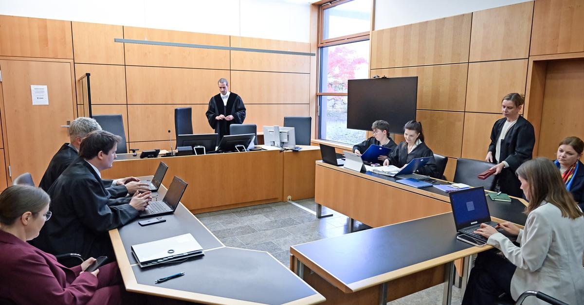 Prozess in Darmstadt: Klinik verklagt die Bundesrepublik