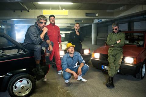 "Traurig Und Ein Haufen Scheiße": Beatsteaks Bassist: Die Festival Wahrheit – Unglaublich! - bhys3o8