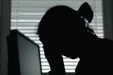 Jede dritte bis vierte Frau zwischen 45 und 55 überlegt, die Berufstätigkeit aufgrund von Wechseljahresbeschwerden aufzugeben.