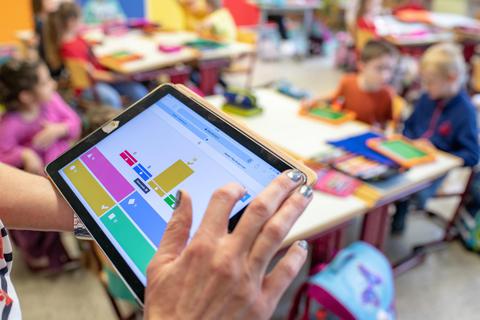 Tablets im Unterricht – warum sollte das abwegiger sein als Kreide?