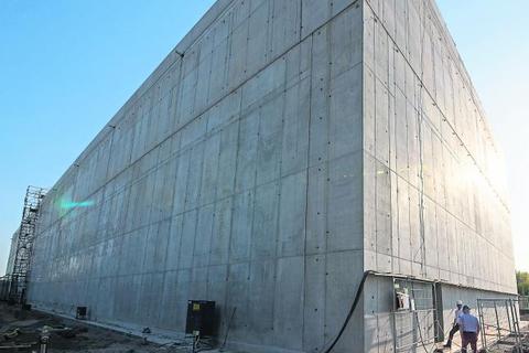 Im Kraftwerk Biblis wird gerade ein Zwischenlager für schwach- und mittelradioaktive Abfälle gebaut. Foto: Thorsten Gutschalk 