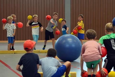 Richtig viel Spaß hatten die Ferienspielkinder in der Ballschule des SV Erbach. Foto: Dagmar Jährling  Foto: Dagmar Jährling
