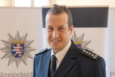 Erster Polizeihauptkommissar Florian Mohr übernimmt die Leitung der Polizeistation Lampertheim-Viernheim.