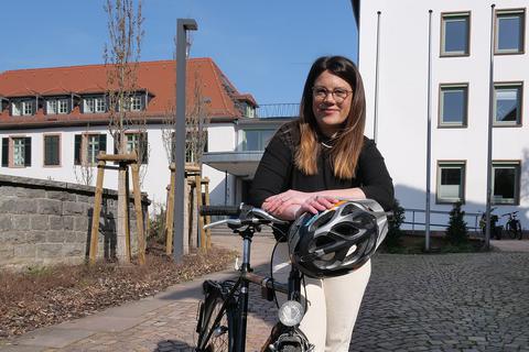 Lisa-Marie Riemann ist seit Anfang des Jahres im Landratsamt Bergstraße für den Radverkehr zuständig.