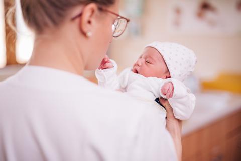 2022 kamen im Kreiskrankenhaus etwa 800 Kinder zur Welt.