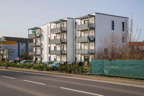 Die Baugenossenschaft Lampertheim engagiert sich entgegen dem Trend auf dem Sektor der Sozialwohnungen (hier in Neuschloß). Foto: Thorsten Gutschalk