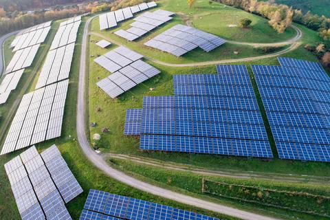 Gerade beim Ausbau der Fotovoltaik sieht das Klimabündnis Bergstraße in der Region noch großes Potenzial. Archivfoto: Thorsten Gutschalk