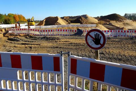 Am Akazienhof in Babenhausen entsteht bald ein Baggersee. Foto: Michael Prasch