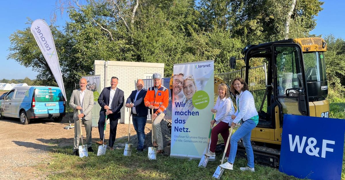 Glasfasernetz-Spatenstich in Babenhausen