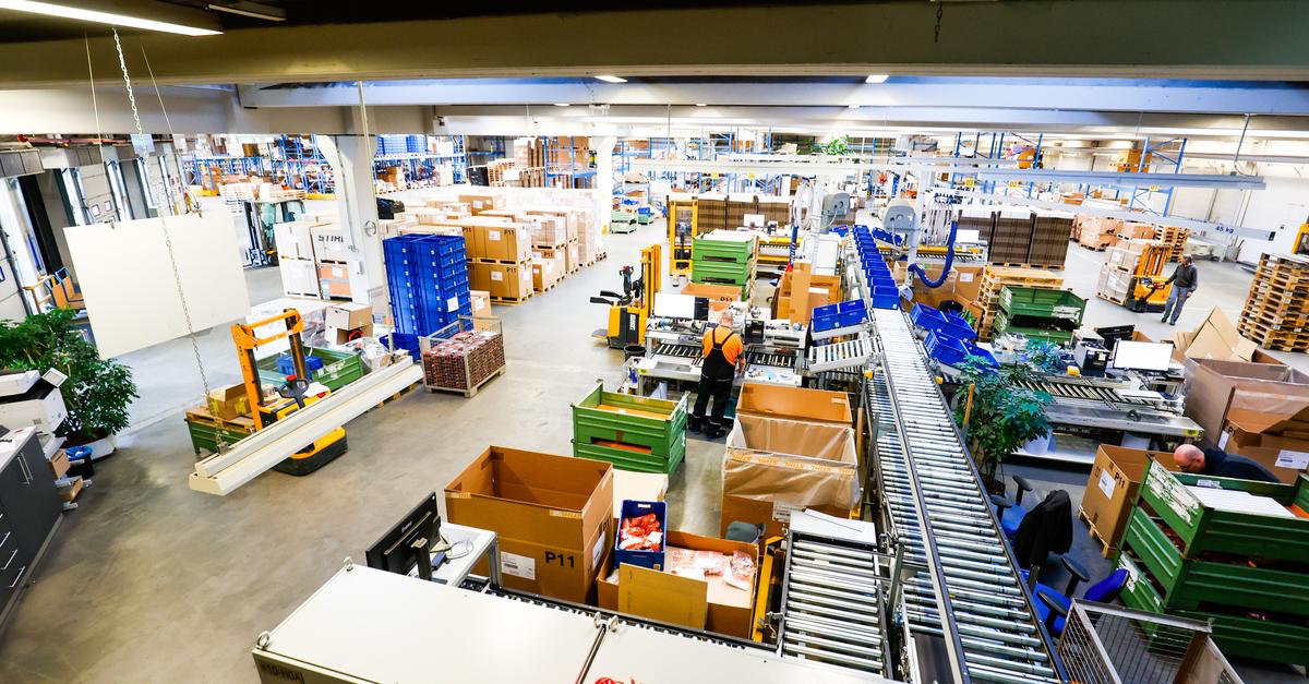 Volle Regale, leere Gabelstapler – Mitarbeiter gesucht