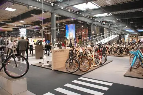 Zentrale von Fahrrad XXL zieht nach Griesheim