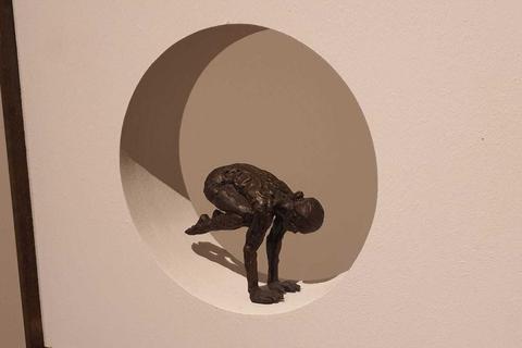 Ein Exponat aus der Ausstellung „DAzwischen“ in der Groß-Umstädter Säulenhalle. Foto: Stadt Groß-Umstadt