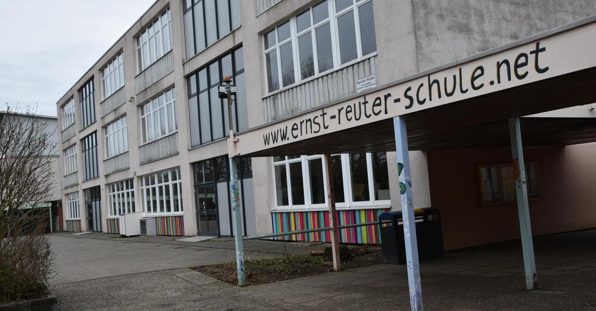 School board reacts to far-right graffiti at Groß-Umstadt school