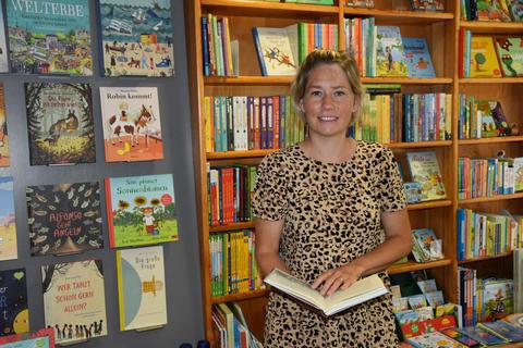 Elena Rakowitz hat die Groß-Umstädter Bücherkiste von ihrer Mutter übernommen. Sie hat bereits einige Ideen für die Buchhandlung. Dorothee Dorschel