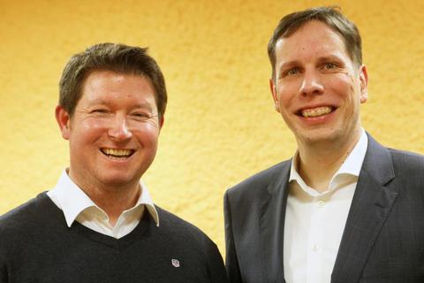 Sebastian Stöveken (links) und Torsten Leveringhaus zieht es aus dem Landkreis nach Wiesbaden. Foto: Karl-Heinz Bärtl  Foto: Karl-Heinz Bärtl