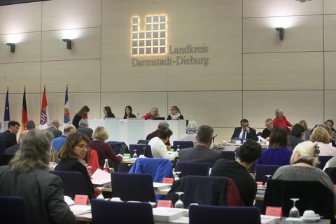 Der Kreistag und seine Ausschüsse dürfen wieder tagen. Die Kreistagssitzung wird allerdings nicht wie üblich in Kranichstein (Foto) sondern in der Umstädter Stadthalle abgehalten. Archivfoto: Karl-Heinz Bärtl