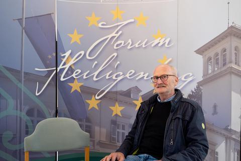Gerd Zboril ist Vorsitzender des Forum Heiligenberg, das wieder zu interessanten Gesprächen rund um die Weltpolitik in den Gartensaal des Schlosses einlädt. Foto: Leila Martin