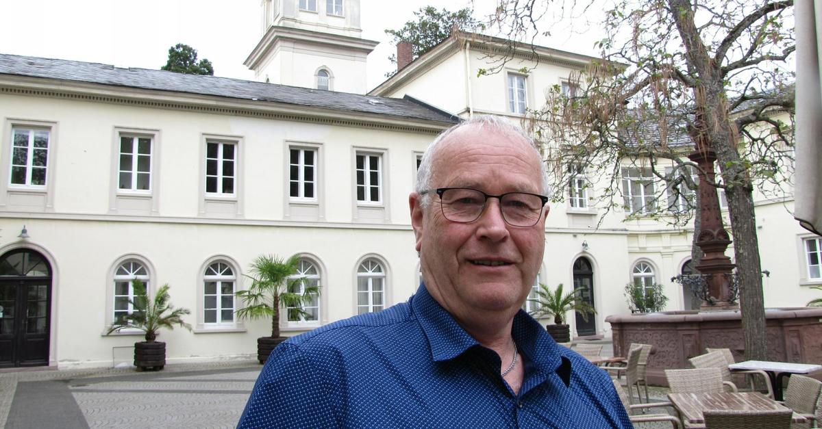 Der 64 Jahre alte Rechtsanwalt engagiert sich im Kreisausschuss, ist