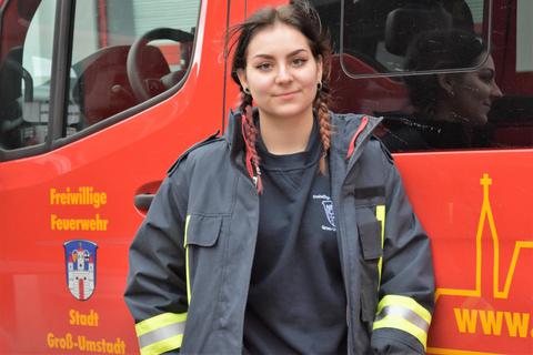 Ein Freiwilliges Soziales Jahr absolviert derzeit die 20 Jahre alte Sophie Weist aus Breuberg-Sandbach bei der Freiwilligen Feuerwehr in Groß-Umstadt. Foto: Dorothee Dorschel