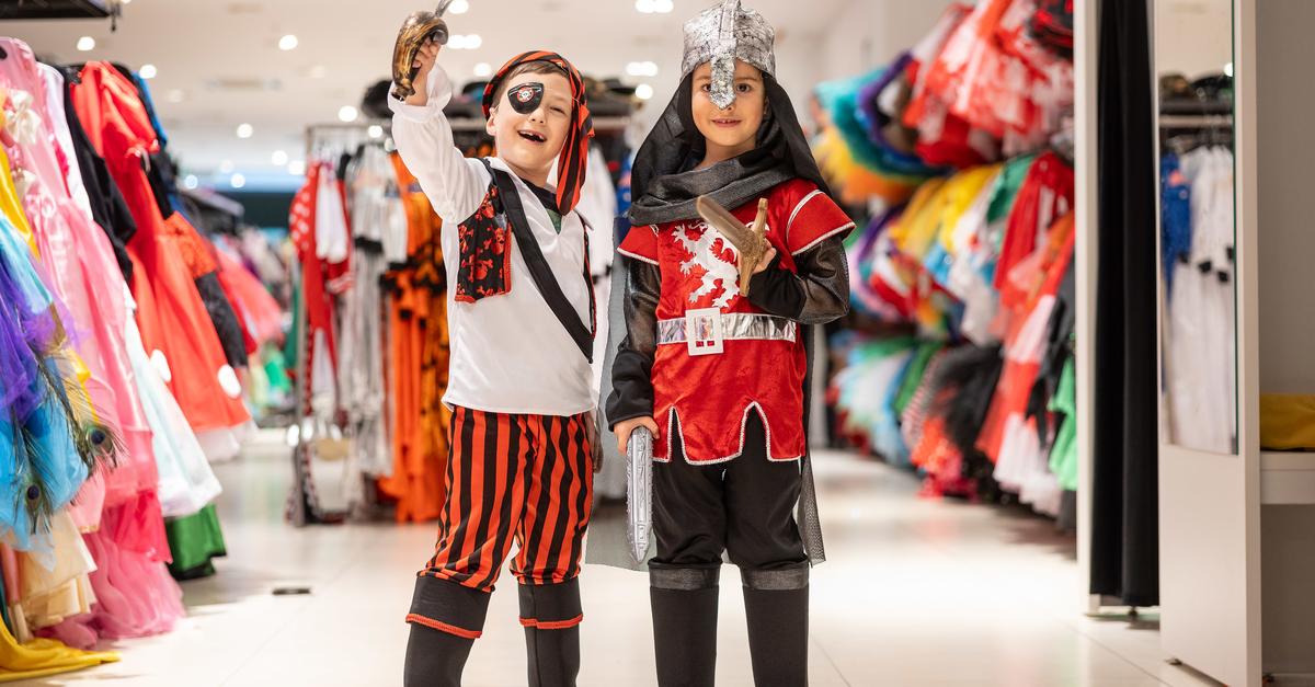 Costume Highlights: Knights, Pirates & Mermaids Popular at Children's ...
