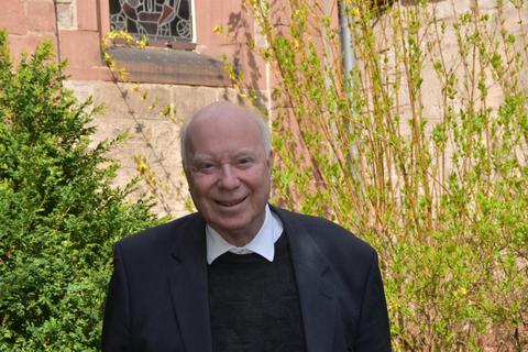 Groß-Umstadts katholischer Pfarrer Erhard Weilbächer wird zum 1. Oktober in den Ruhestand gehen. Dorothee Dorschel