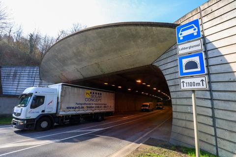 Der Lohbergtunnel wird ab Sonntag, 14. Mai, mehrfach gesperrt. Archivfoto: Guido Schiek
