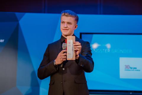Der 16-jährige Schüler Felix Kläres aus Ober-Ramstadt bekam einen Sonderpreis, der erstmals beim „Hessischen Gründerpreis 2020“ verliehen wurde. Foto: Tina Rösler