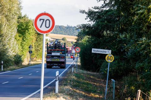 Zwischen der B 426 und Nieder-Klingen ist jetzt nur noch Tempo 70 erlaubt. Foto: Guido Schiek