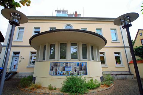 In der Borngassschule war bisher auch das Museum untergebracht. Doch nach der Sanierung des Gebäudes sollen dessen Räume von der Stadtbücherei genutzt werden. Archivfoto: Hans Dieter Erlenbach