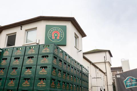 Pfungstädter Brauerei braucht für ihr Bier aber auch die anderen Getränke ständig Nachschub an Kohlensäure.