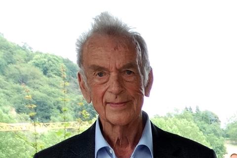 Rudhart Knodt ist im Alter von 81 Jahren verstorben.