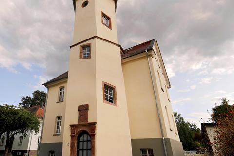 Im Keller des historischen Turmbaus im Hof des Ohly-Stifts in Gräfenhausen wurde ein Feuchtigkeitsschaden entdeckt. Foto: Andreas Kelm