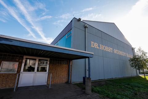 Die Dr. Horst-Schnmidt-Halle am Aulenberg ist für Schul- und Vereinssport nicht wegzudenken. Jetzt geht es um Energiesparen für die Sportler.