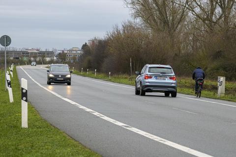 Die Pläne für die Radverbindung entlang der alten B 44 und jetzigen Kreisstraße gibt es schon lange. Foto: Robert Heiler