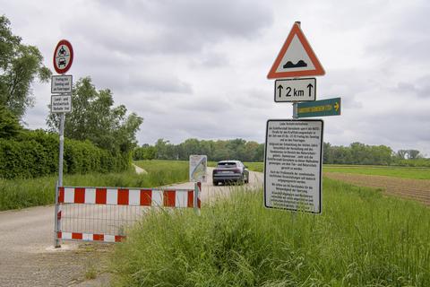 Ein hoher Aufwand ist die Kontrolle der sommerliche Wochenend- und Feiertagssperrung der Natostraßen in Gernsheim (Foto) und insbesondere in Biebesheim, wo es immer wieder zu Verstößen kommt. Robert Heiler