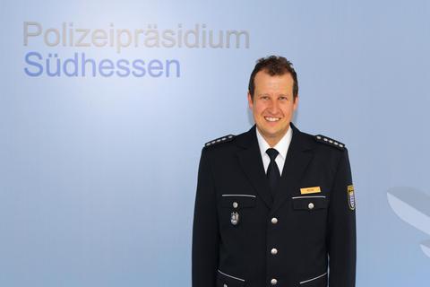 Polizeihauptkommissar Florian Mohr ist neuer Leiter der Polizeistation in Gernsheim. Foto: Polizei
